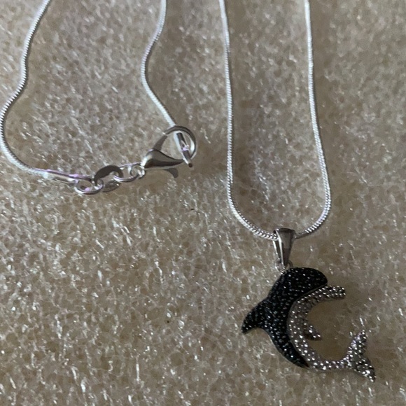 Vintage 924 JCM dolphin necklace - Picture 4 of 5